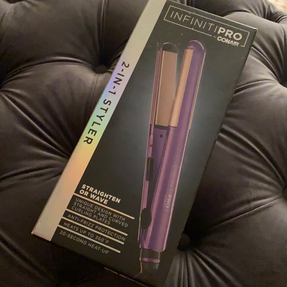 They are brand new Infiniti Pro by Conair flatirons (2 in 1 styler) . Very great